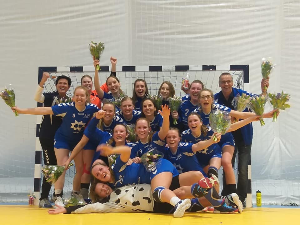 KAMPIOENEN: Dames EHC